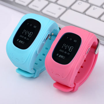 Popular Emergency GPS Tracker Security Kids Smart Watch With SIM Card Slot SOS Phone Call For Children Old People